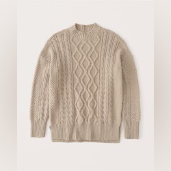 Abercrombie & Fitch Sweaters - Abercrombie & Fitch | oversized cableknit crewneck sweater fisherman slit hem